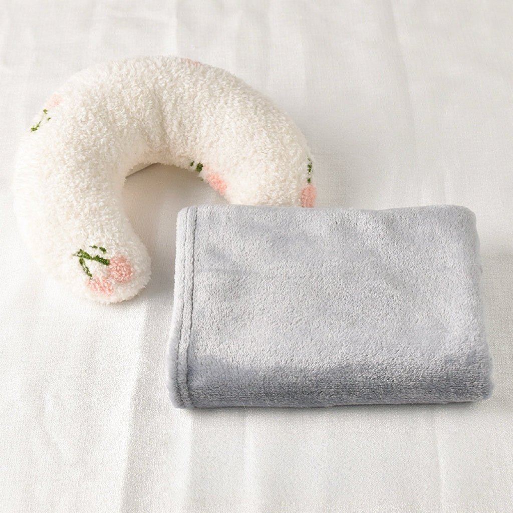 Dog U - Shaped Pillow & Soft Blanket Set - PIKAPIKA