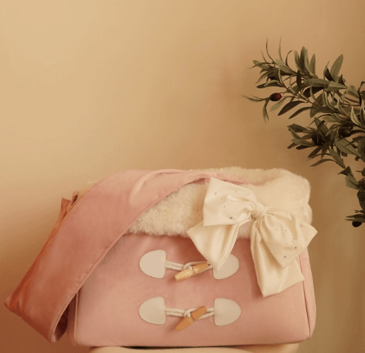 Pet Carrier with Removable Plush Liner - Alloy Hardware & Anti-Tarnish Horn Buckle