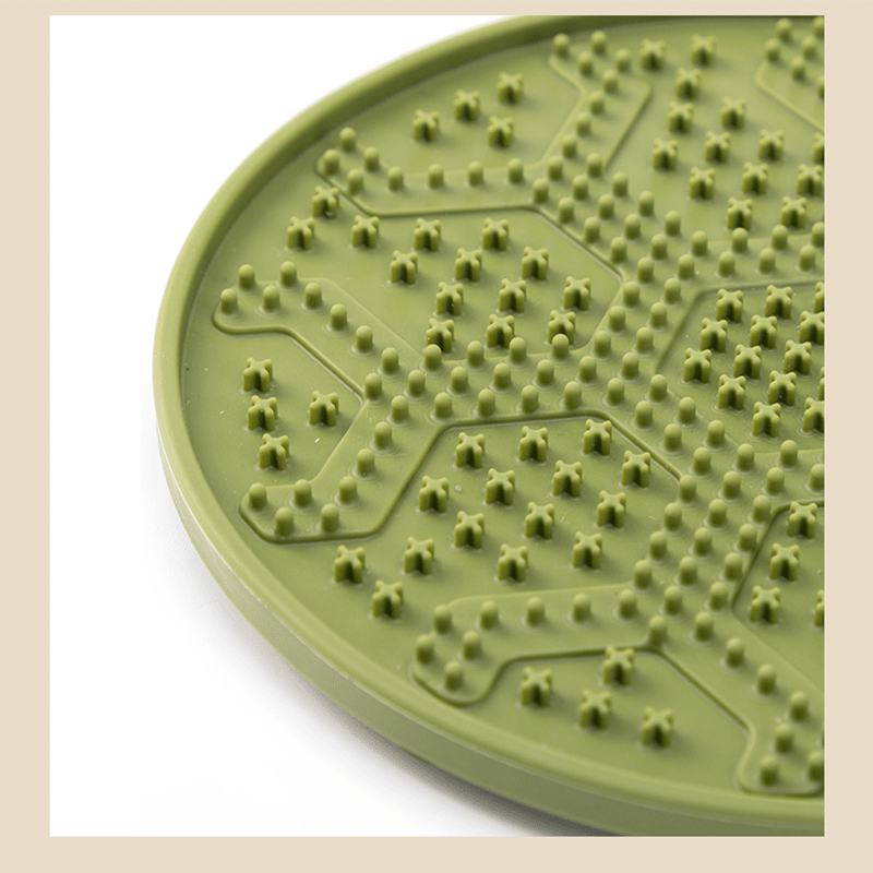 Silicone Lick Mat for Dog Cat Slow Feeder Pad Non - slip - PIKAPIKA